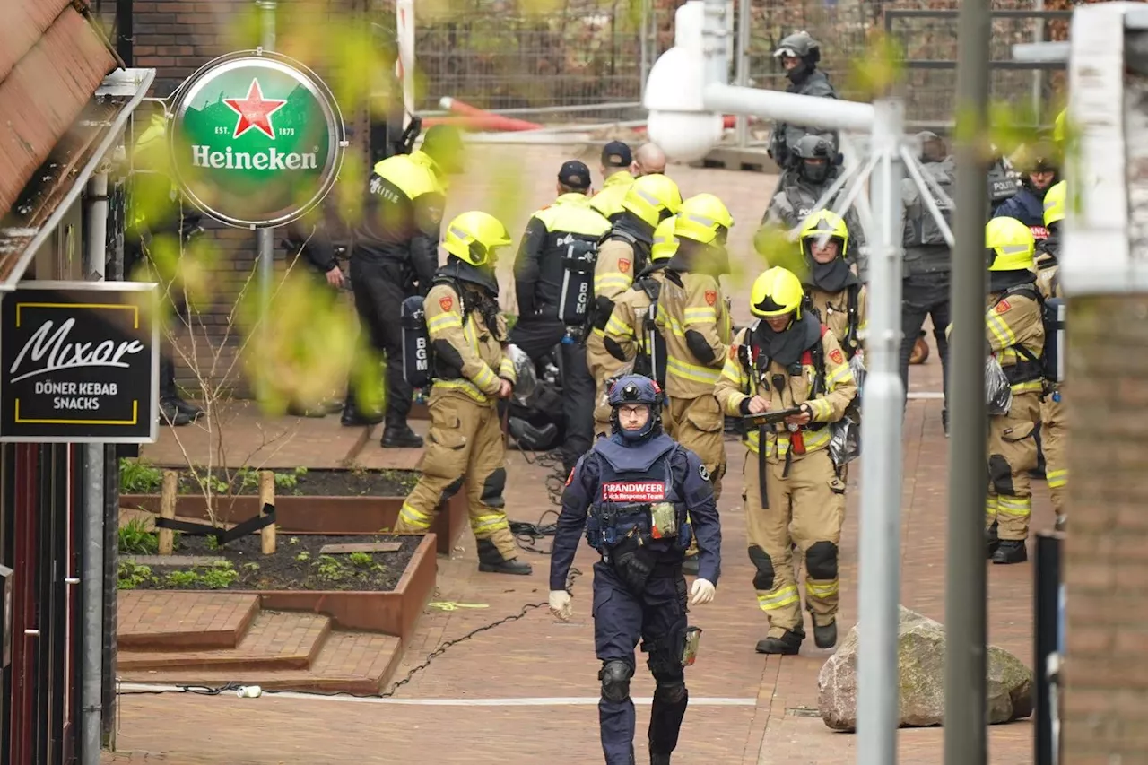 Pays-Bas: trois personnes relâchées après une prise d'otage toujours en cours