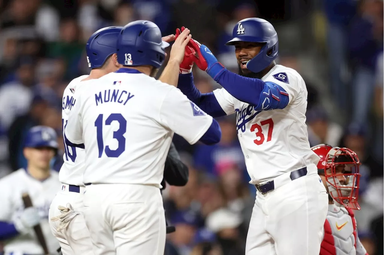 Dodgers ride 2 home runs from Teoscar Hernandez to victory over Cardinals