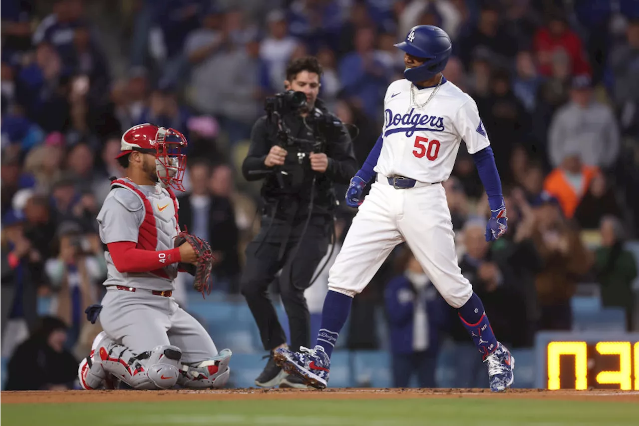 Mookie Betts breaks record for leadoff homers in Dodgers 6-3 victory over Cardinals