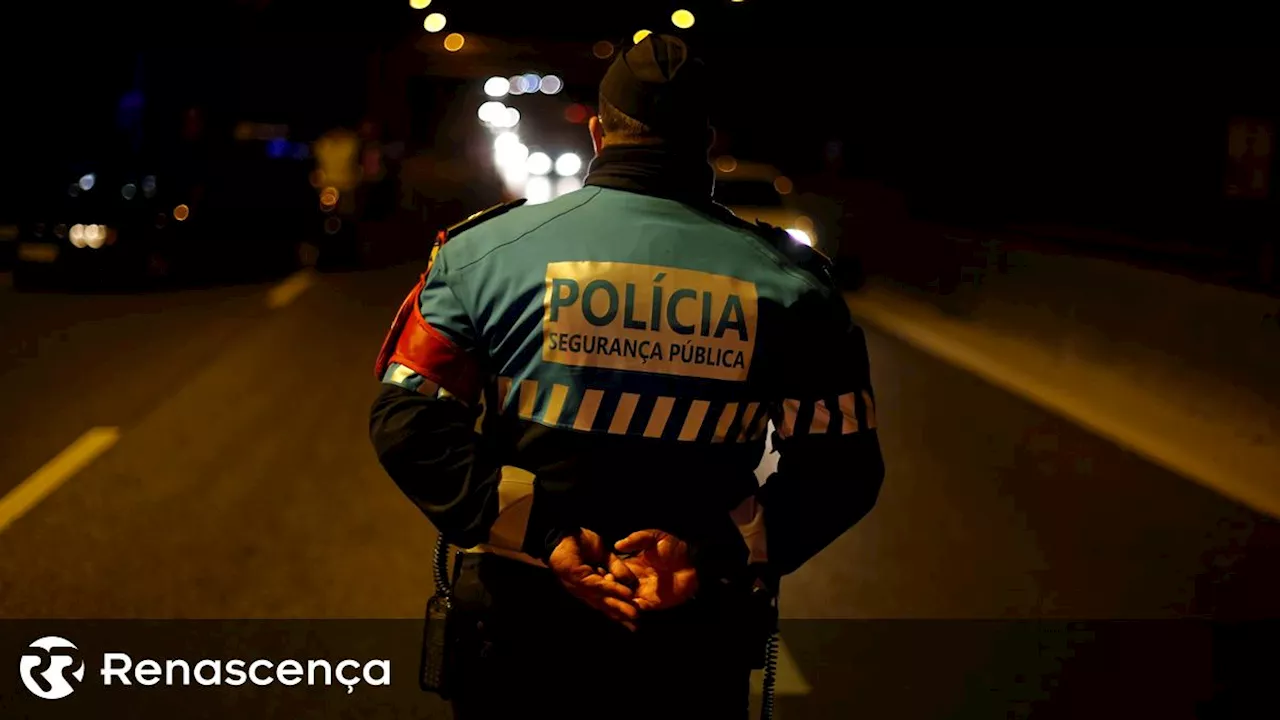 Homem encontrado morto 'com sinais de violência' numa rua da Portela