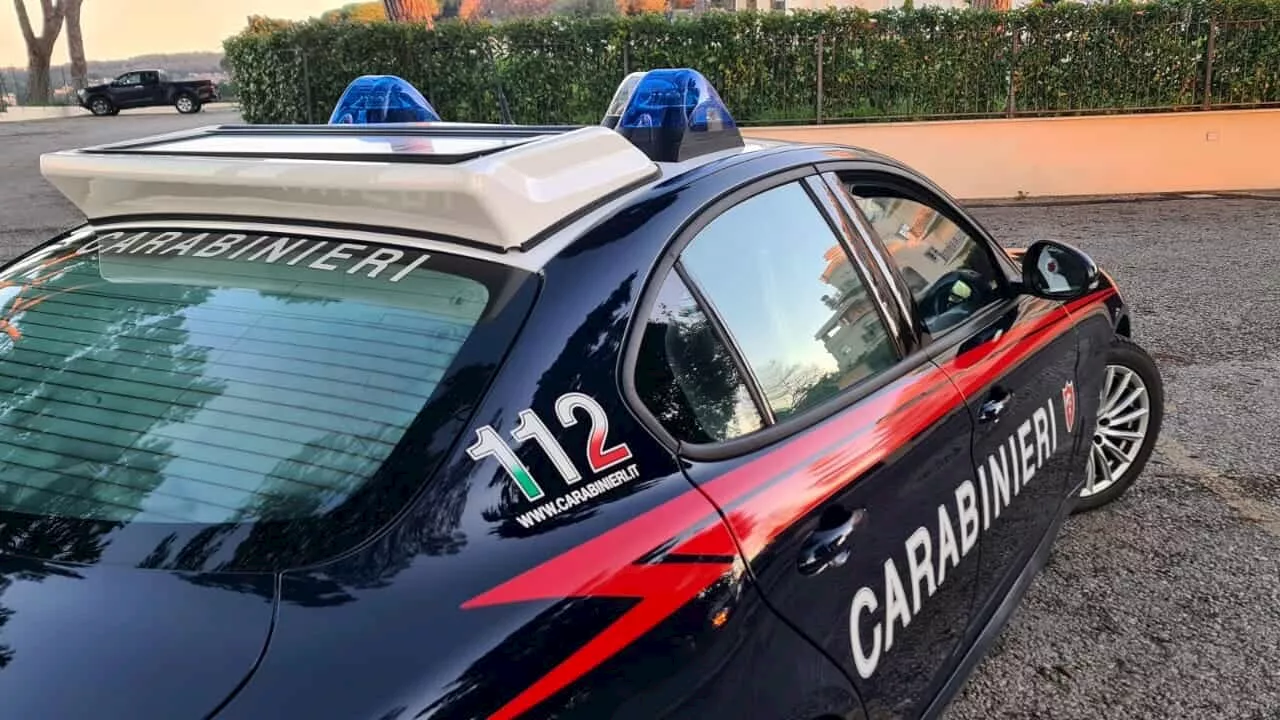 Omicidio suicidio ai castelli: ex pilota spara alla moglie e poi si toglie la vita