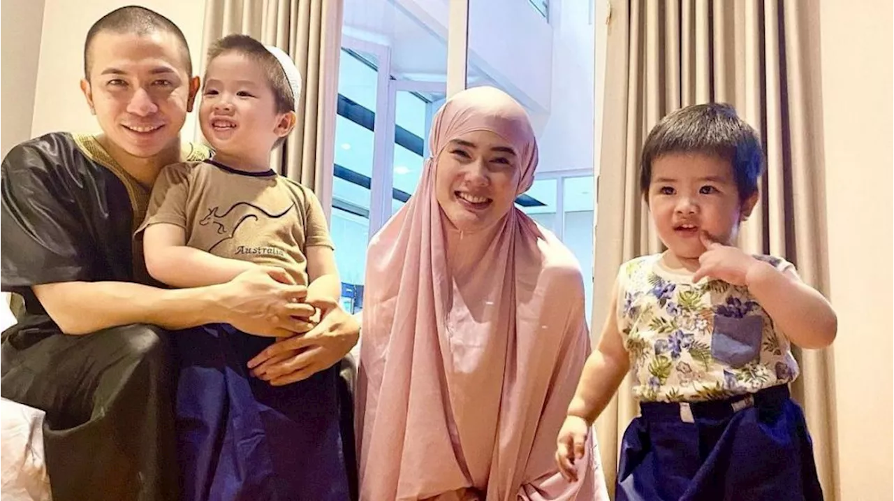 Anak Ziarah ke Makam Stevie Agnecya untuk Pertama Kali: Mami Kok Tidur Gak Bangun-Bangun