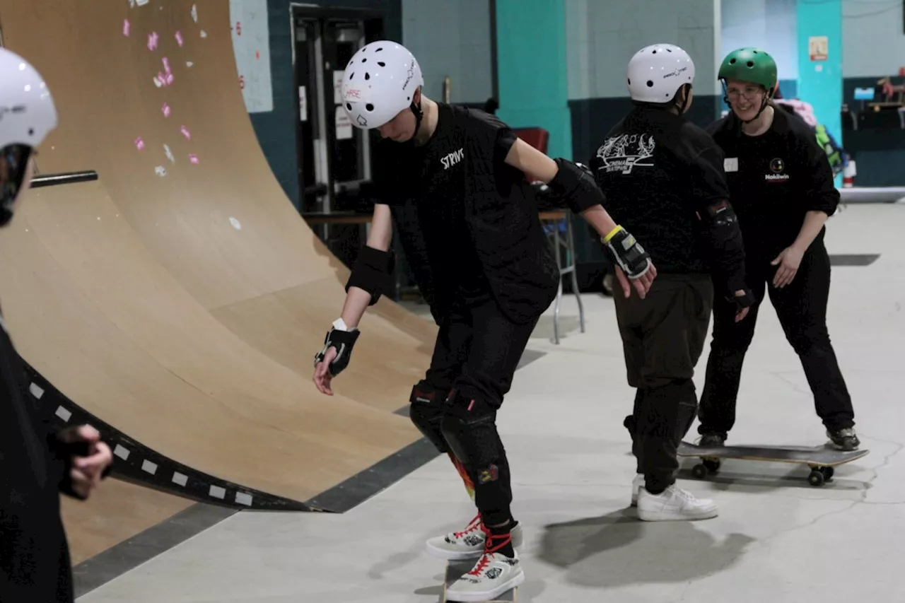 Nokiiwin Youth learn about mental health and skateboarding