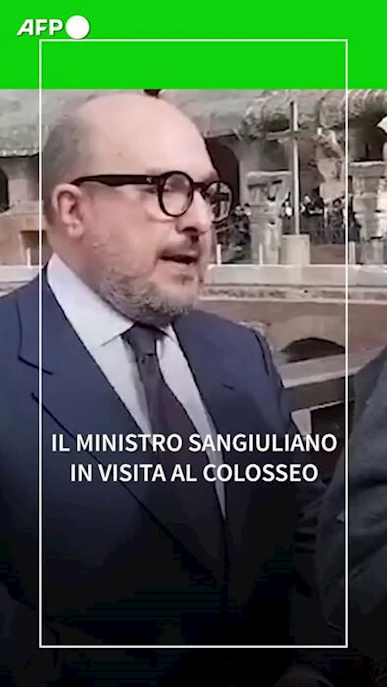 Il ministro della cultura Sangiuliano al Colosseo