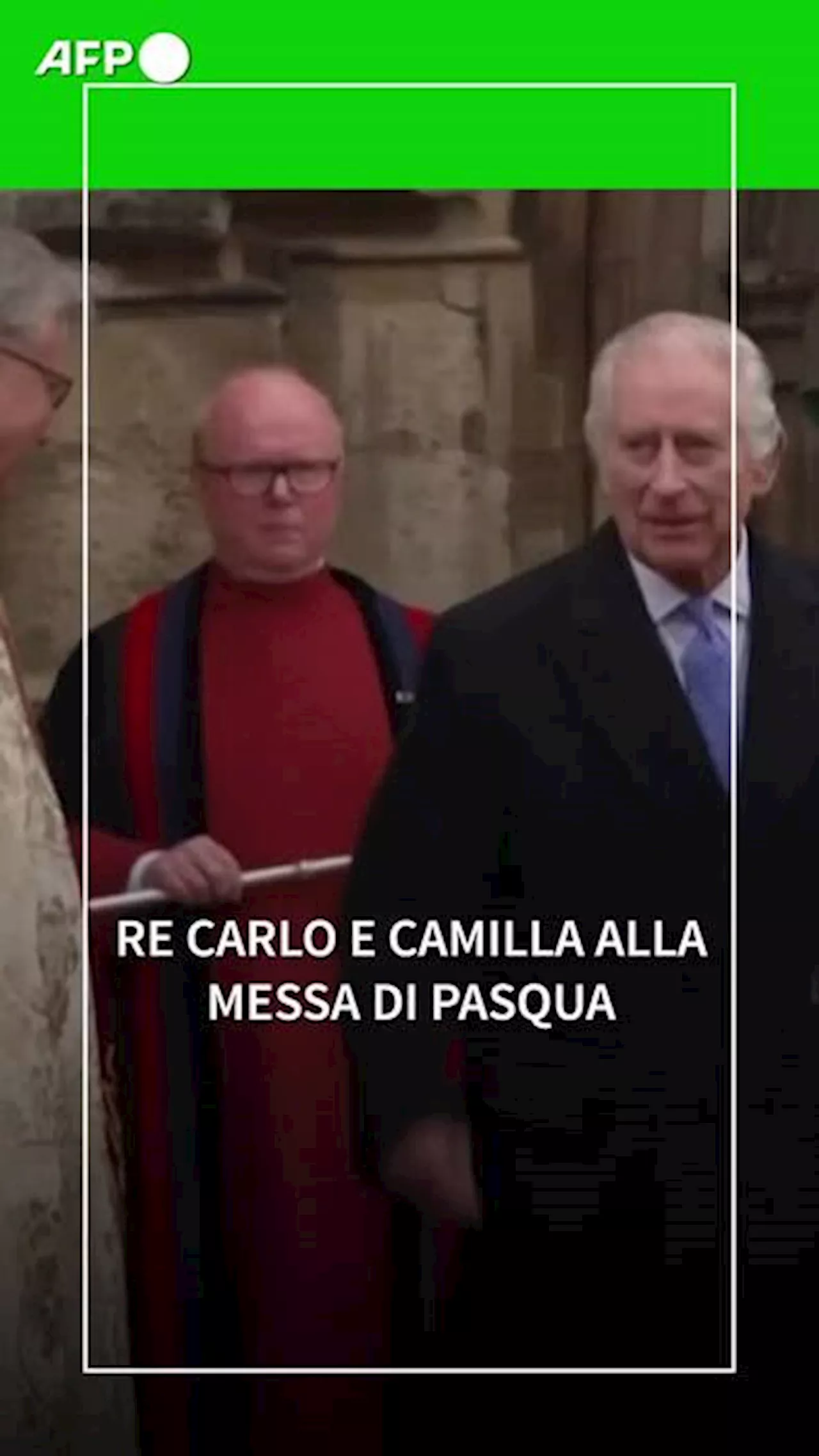 Re Carlo III con Camilla alla tradizionale messa di pasqua a Windsor