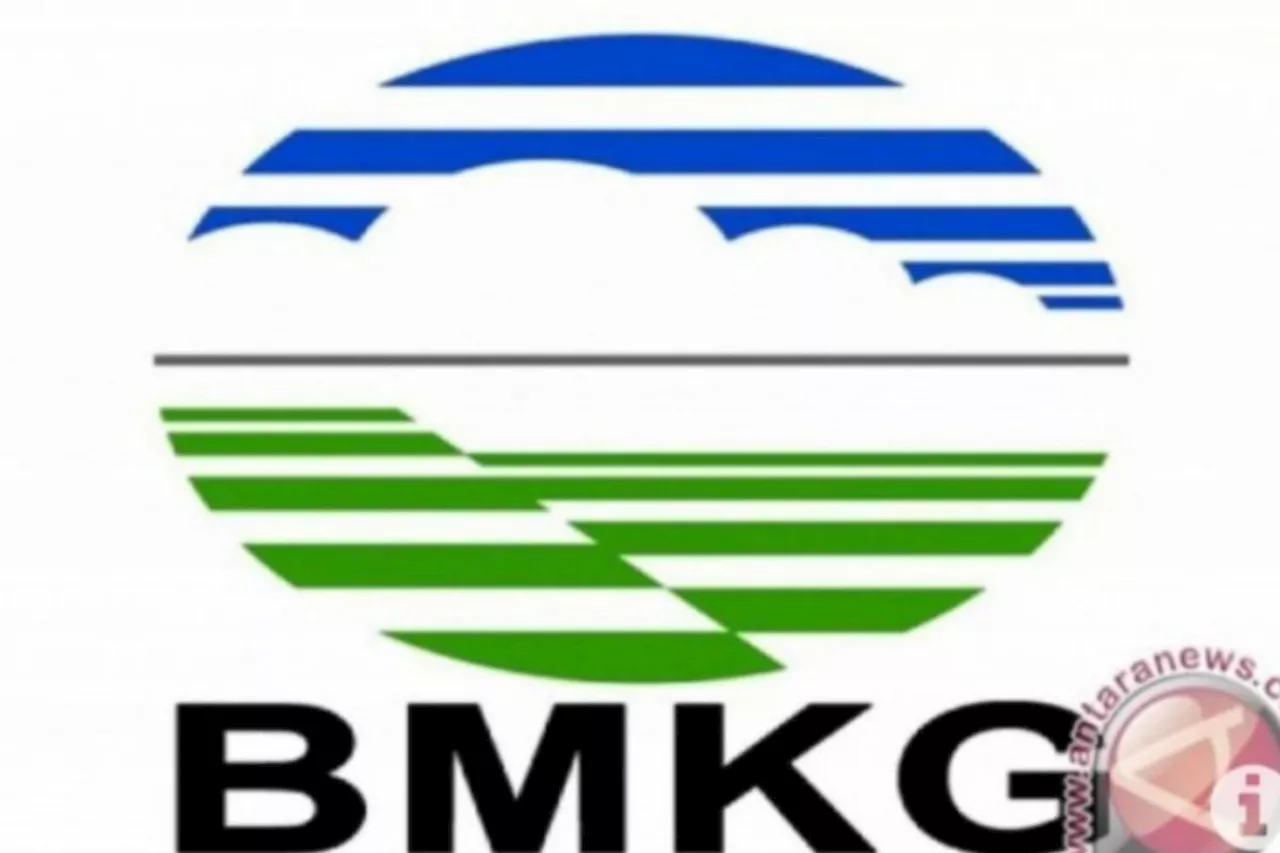 BMKG prakirakan sebagian Jakarta Senin siang hingga malam hari hujan