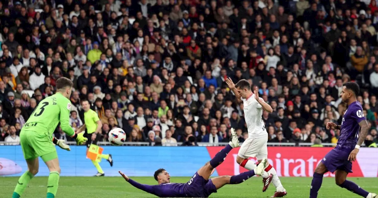 VIDEO: El gesto con que un estelar del Real Madrid se quejó del arbitraje