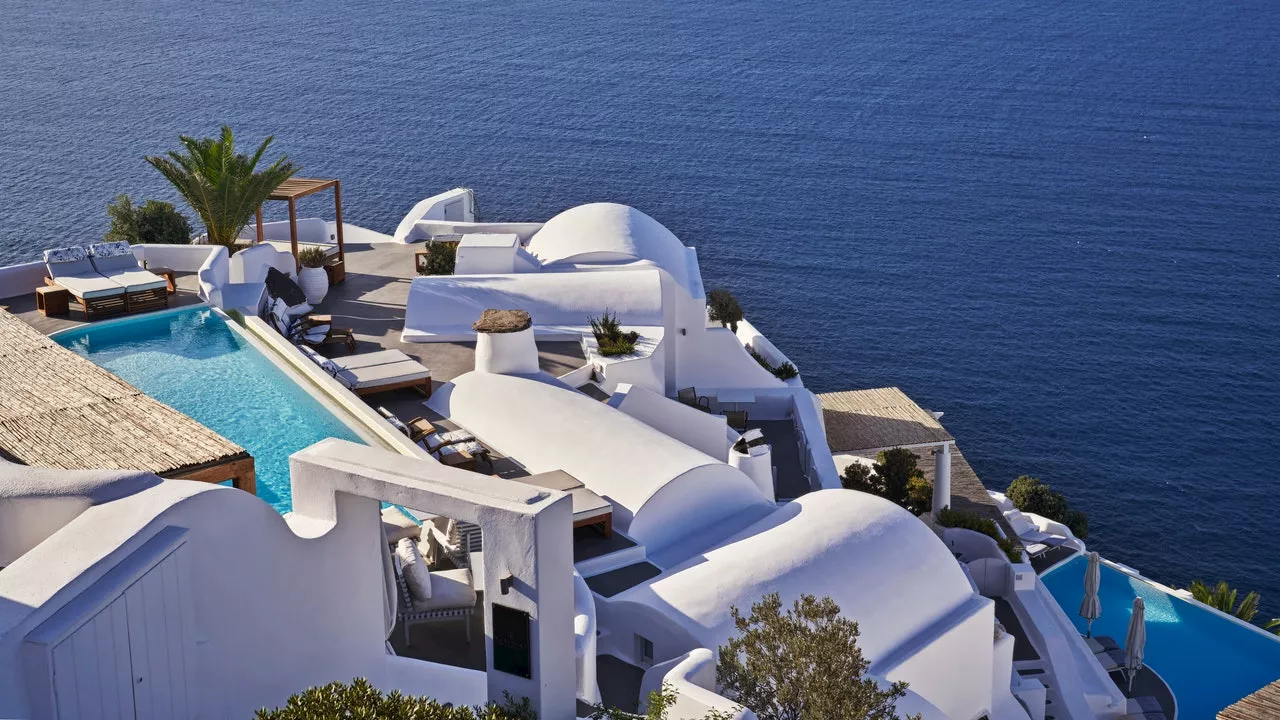 The 10 Best Hotels In Santorini, From Idyllic Beachfront Properties To Secluded Villas