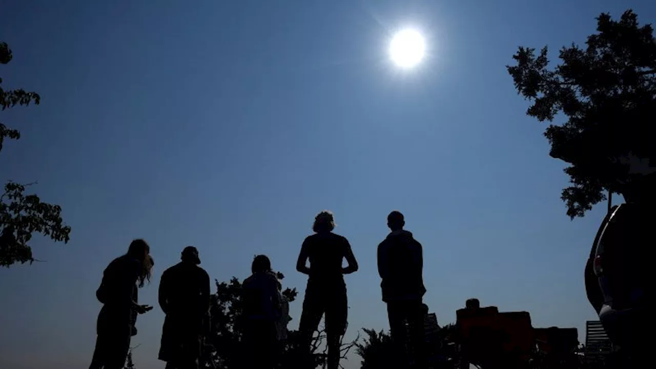 Why some clouds vanish during solar eclipses