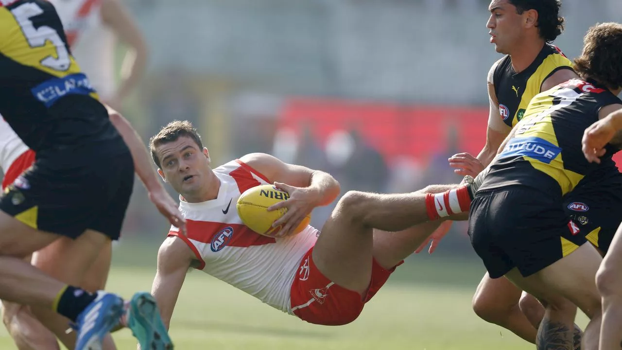 LIVE AFL: ‘Belief growing’ for hot Tigers amid Kiwi recruit’s special moment in Swans challenge