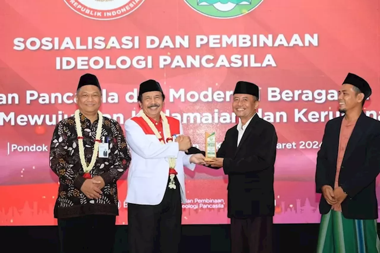 Safari Ramadhan, BPIP Perkokoh PIP dan Salurkan Paket Sembako