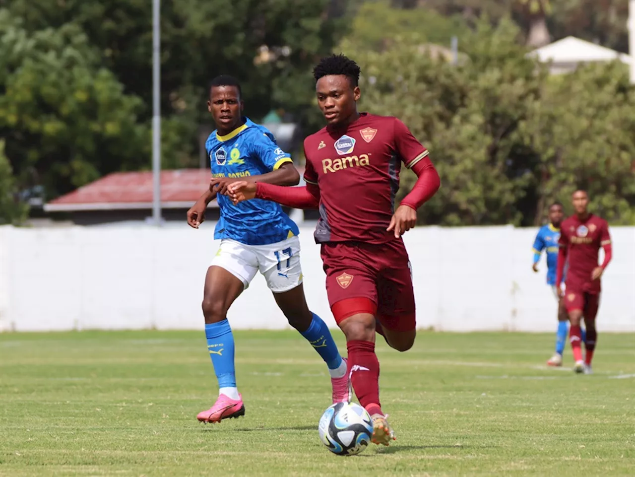 Downs' Diski title charge dented by Stellies