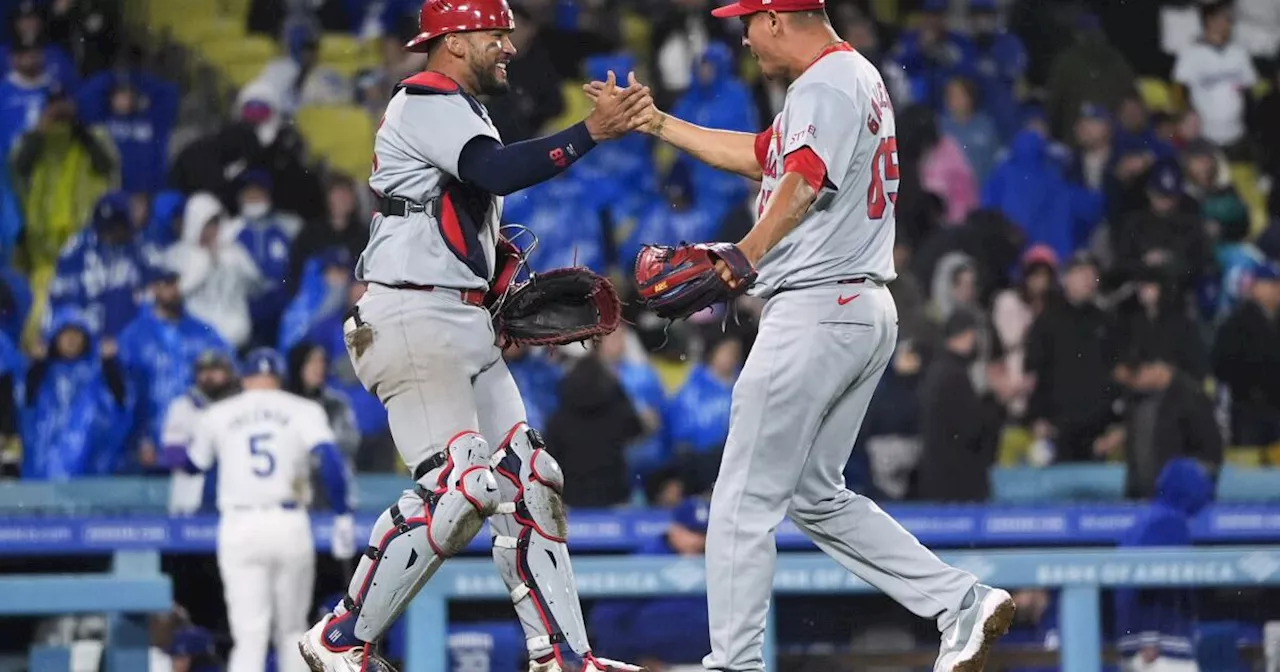 Cardenales superan a Dodgers en 10 innings