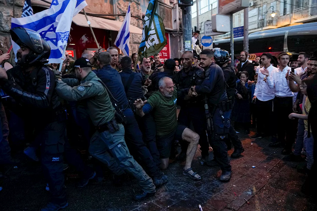 Israelis stage largest anti-government protest since the war in Gaza began