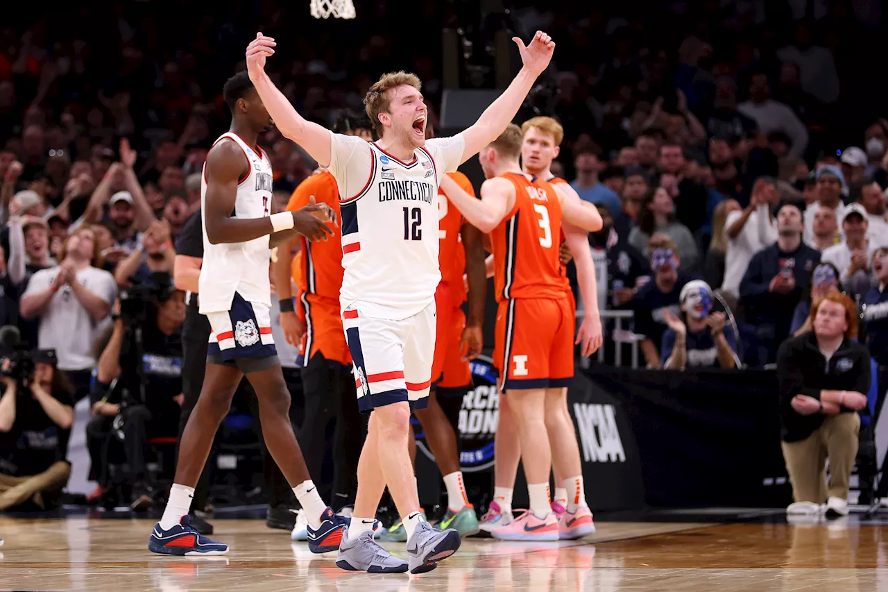 UConn dominates Illinois 77-52 to head to Final Four