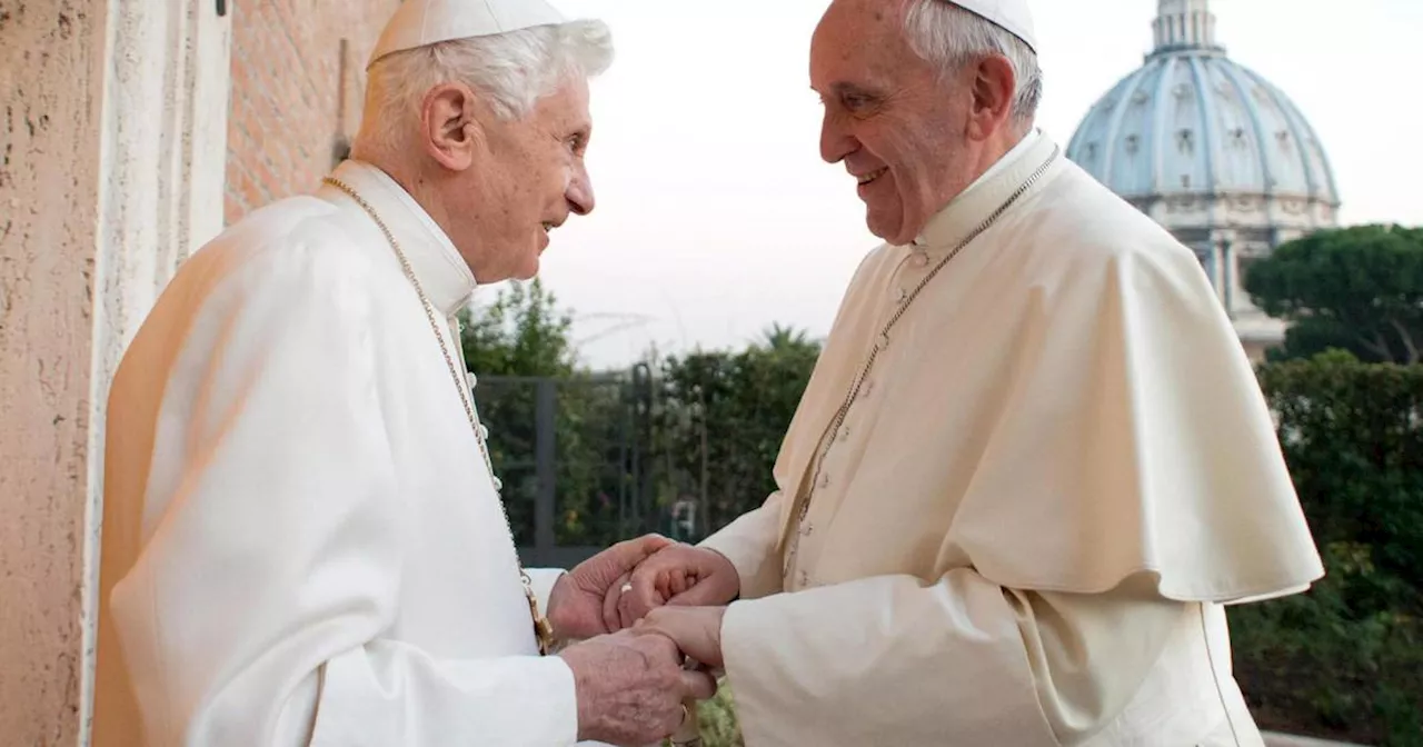 Papst Franziskus sieht in Vorgänger Benedikt einen „Übergangspapst“​