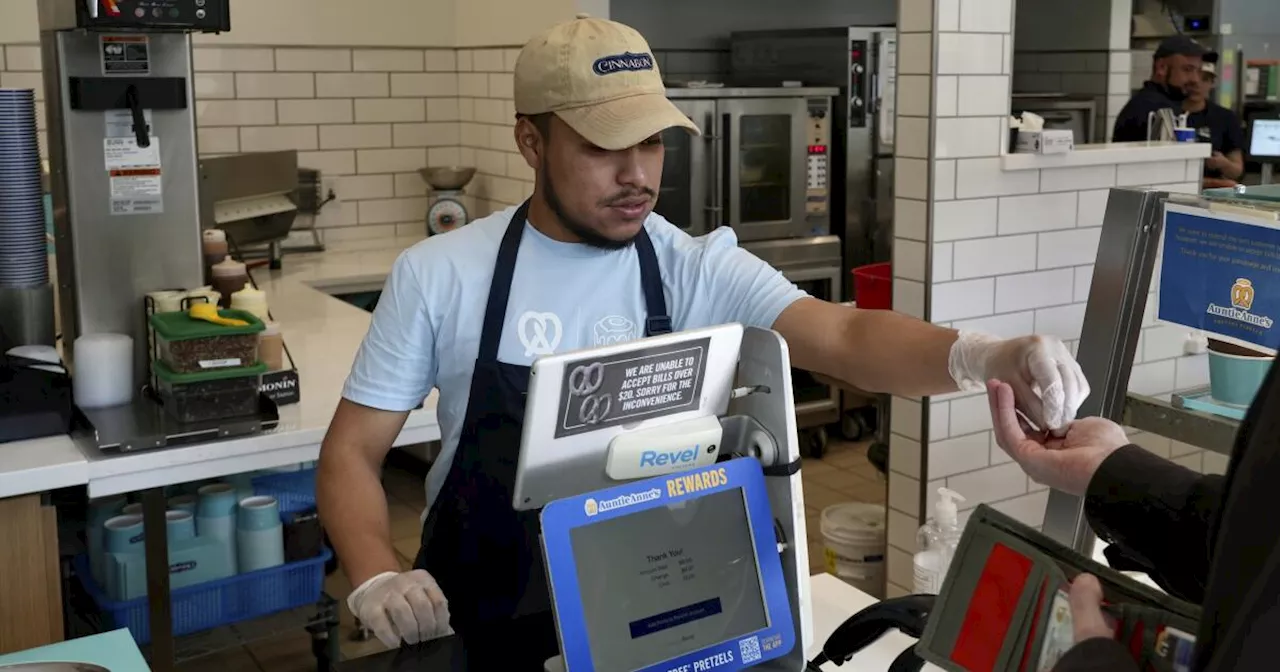 New $20 minimum wage for fast food workers in California set to start Monday