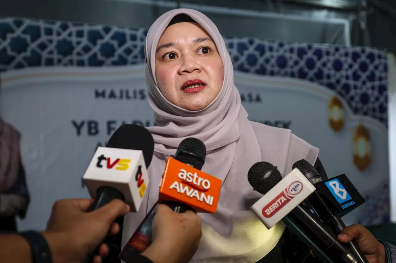 Higher Education Ministry plans intervention to address overcrowding in schools, says Fadhlina