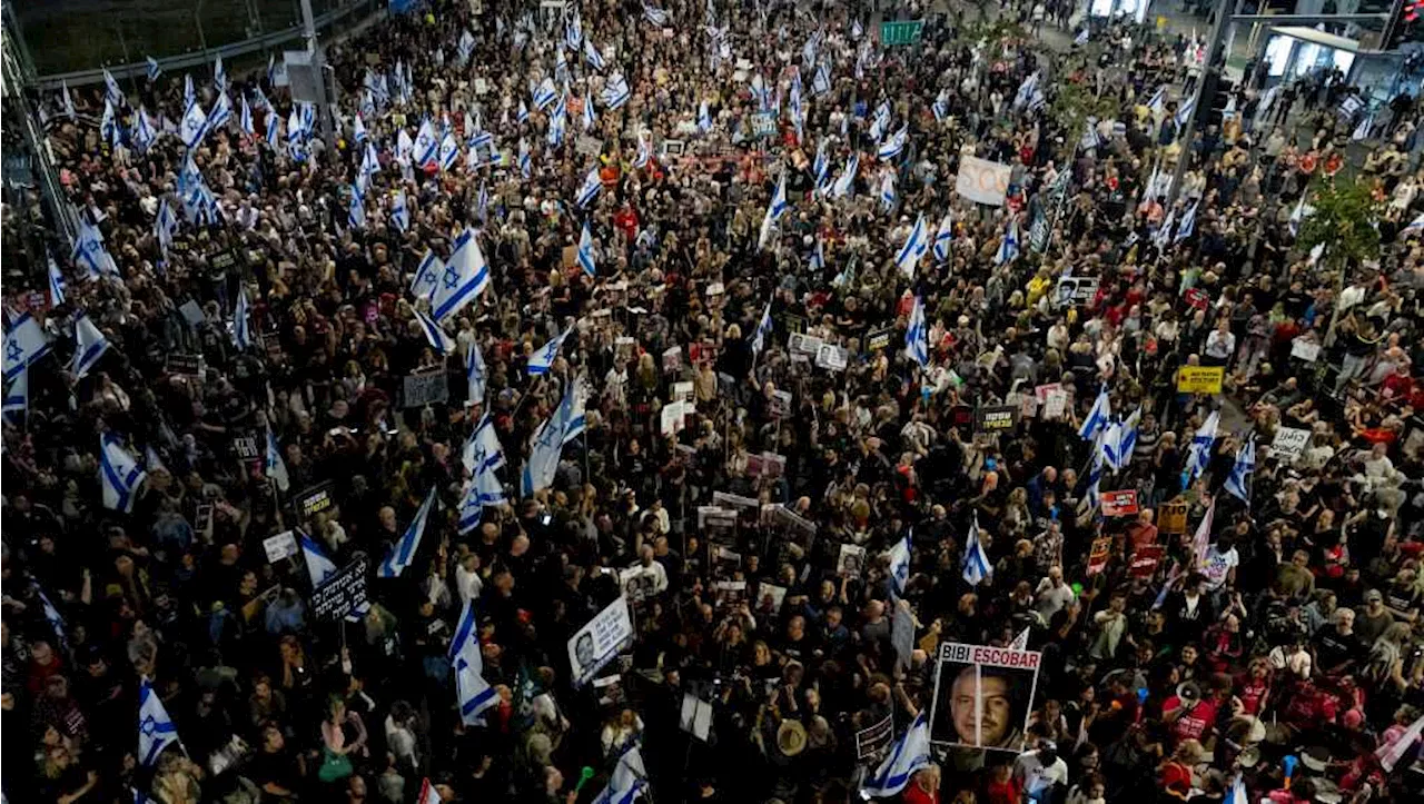 Israelis stage largest protest since war began to increase pressure on Prime Minister Netanyahu