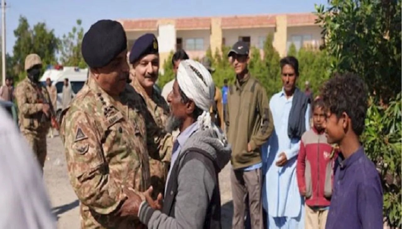 Corps Commander Balochistan visits flood-stricken regions in Gwadar