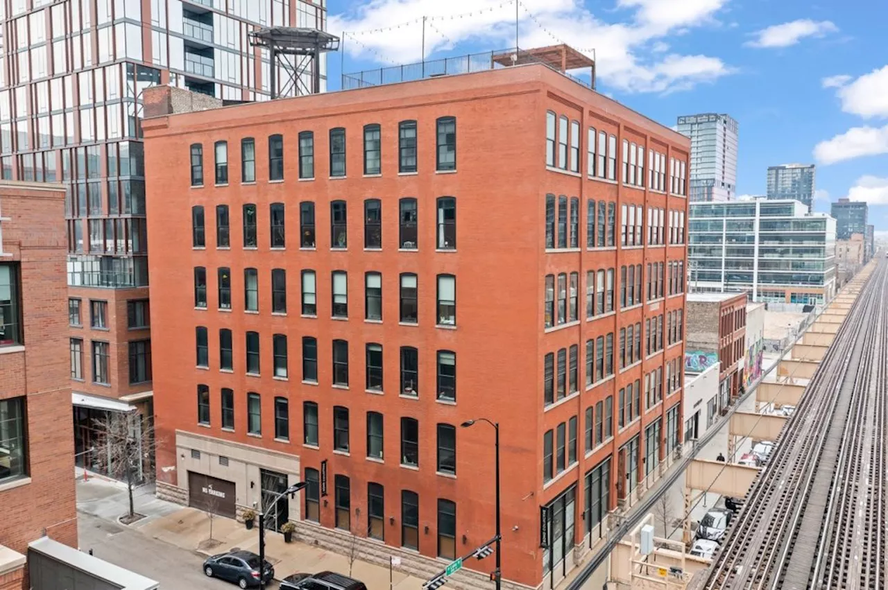 ‘Chicago Fire’ actor Jesse Spencer sells Fulton Market District loft for $1.4 million