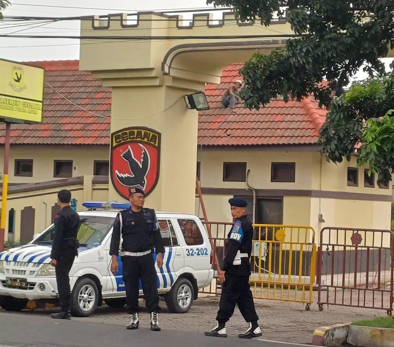 Detik-Detik Markas Brimob Polda Jatim Meledak saat Polisi Sedang Belajar soal Analisis Ledakan