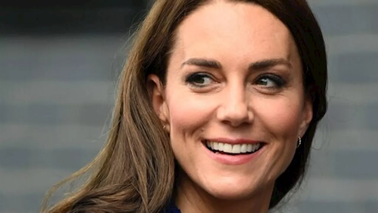 Prinses Kate voor het eerst in het openbaar na buikoperatie