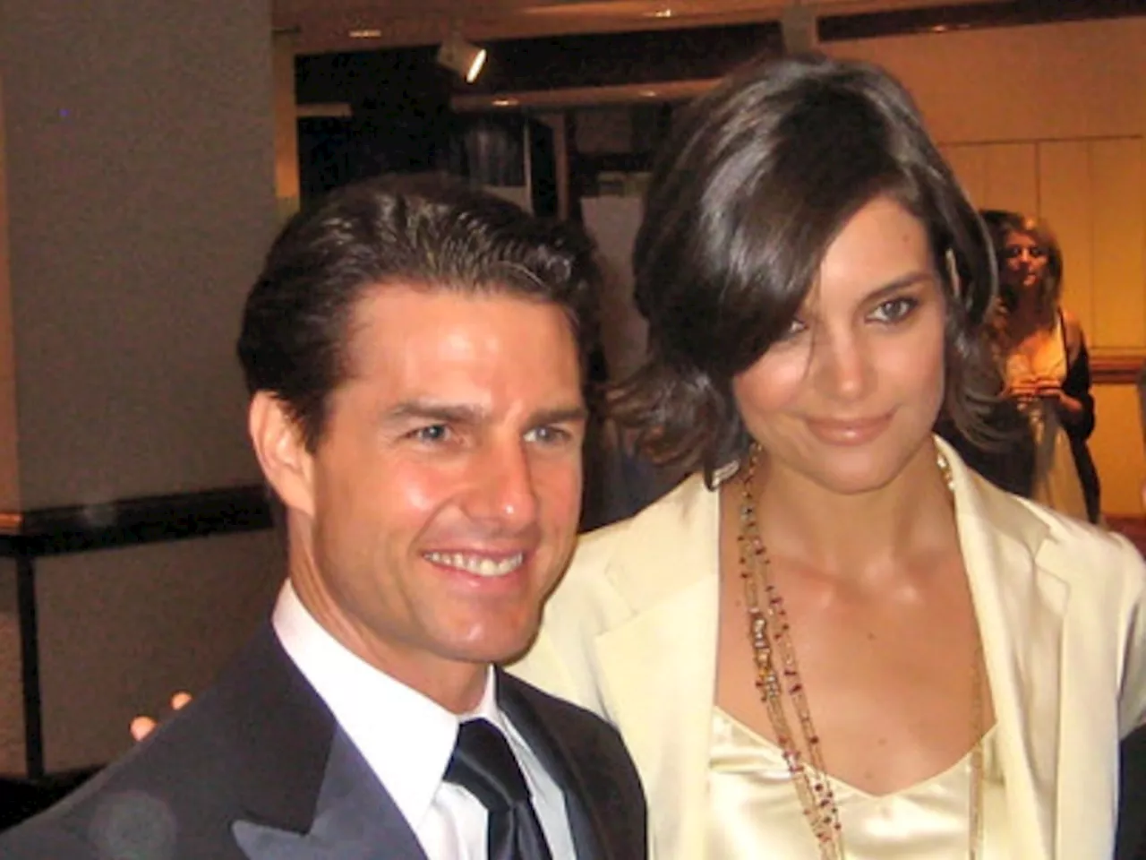 As Tom Cruise’s Child Support Ends, Rumours Spread About Katie Holmes’ Money Problems