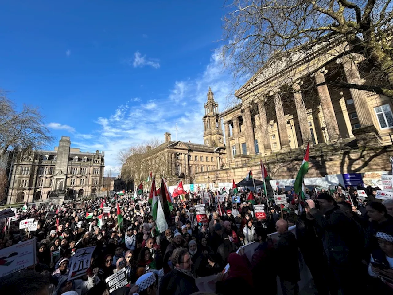 In pictures: Preston hosts Lancashire’s biggest Palestine demo as 8,000 call for ceasefire