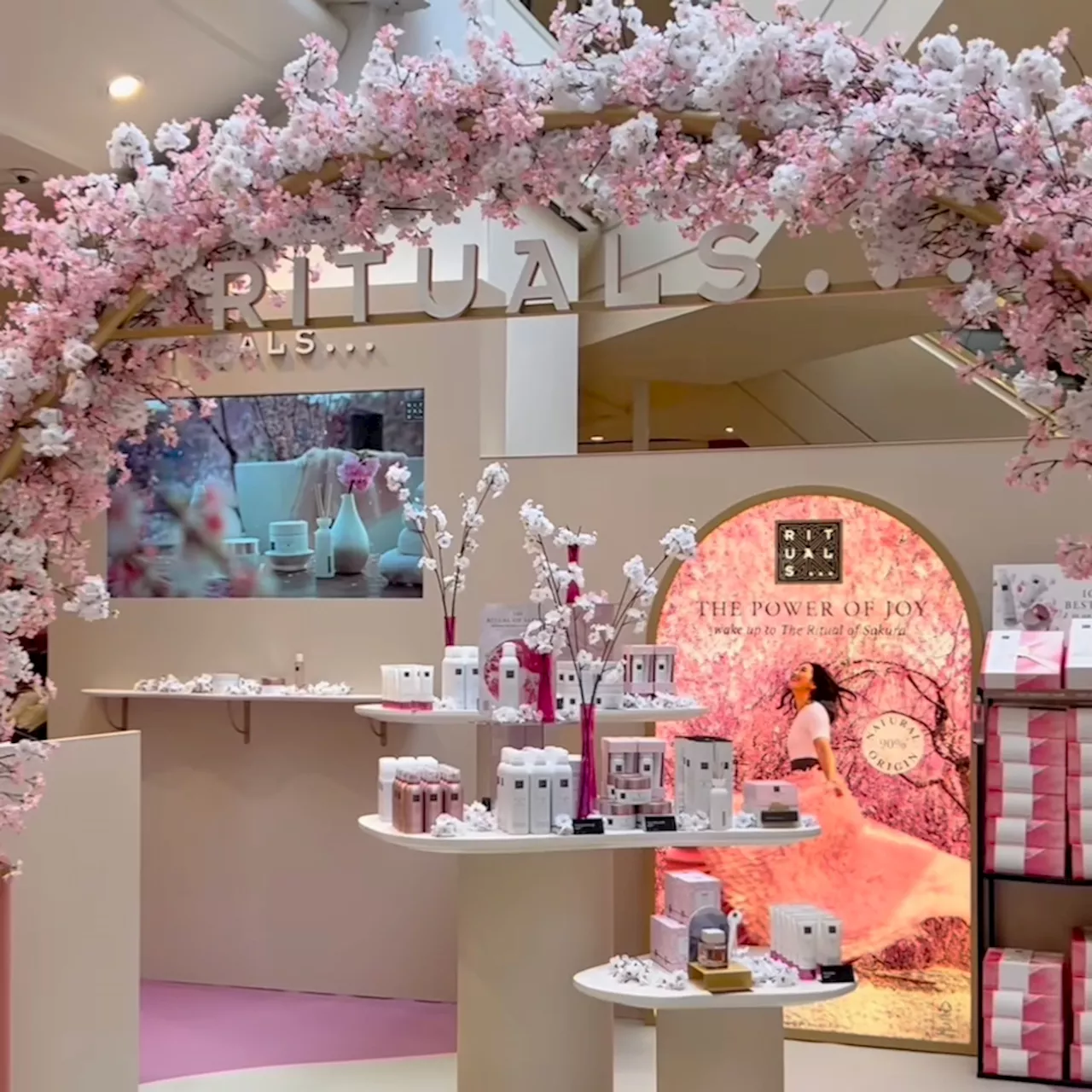 Don’t Miss This Spring Pop-Up Shop Celebrating Cherry Blossom