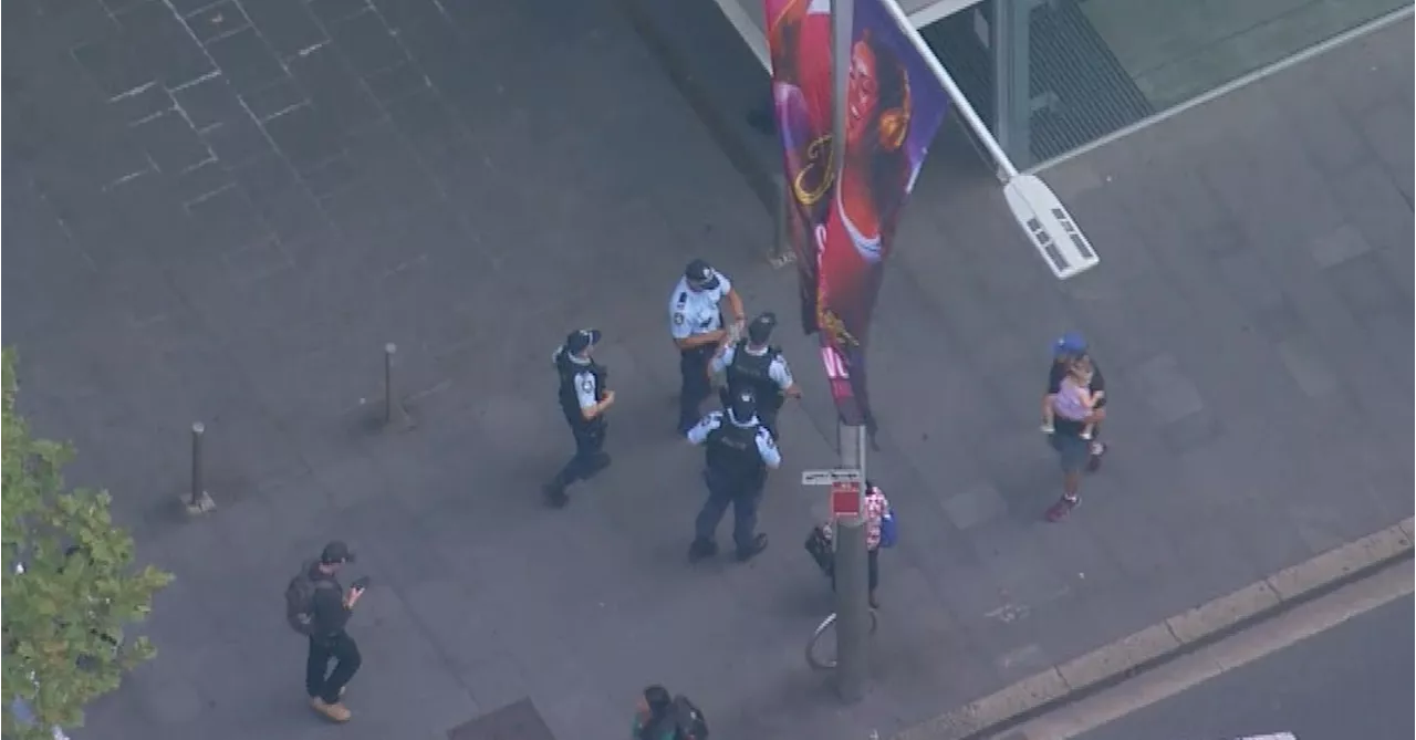 Alleged trespass triggers large police operation in Sydney CBD