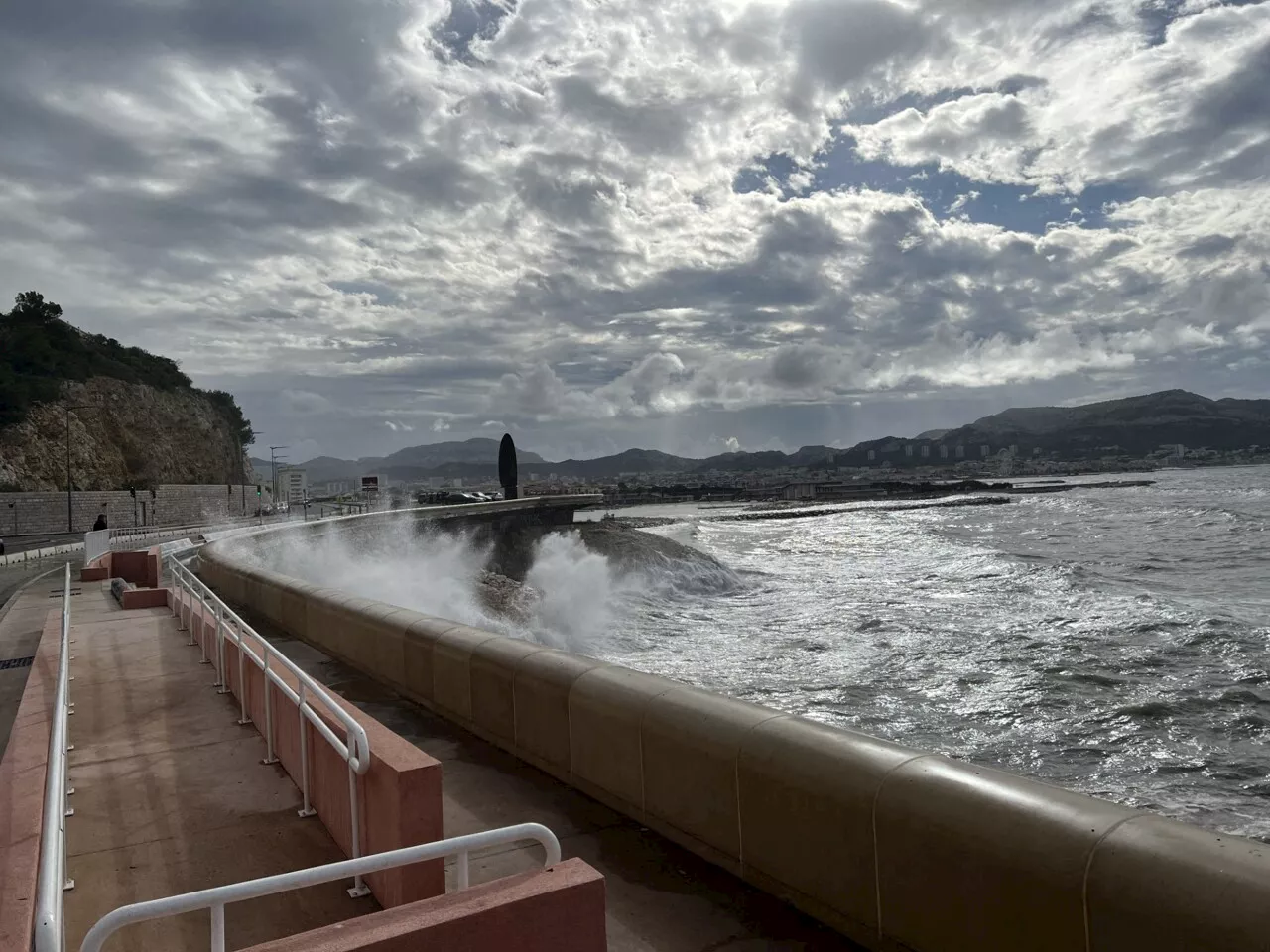 Météo à Marseille : nouvel épisode méditerranéen en cours, 'très rare', selon cet expert