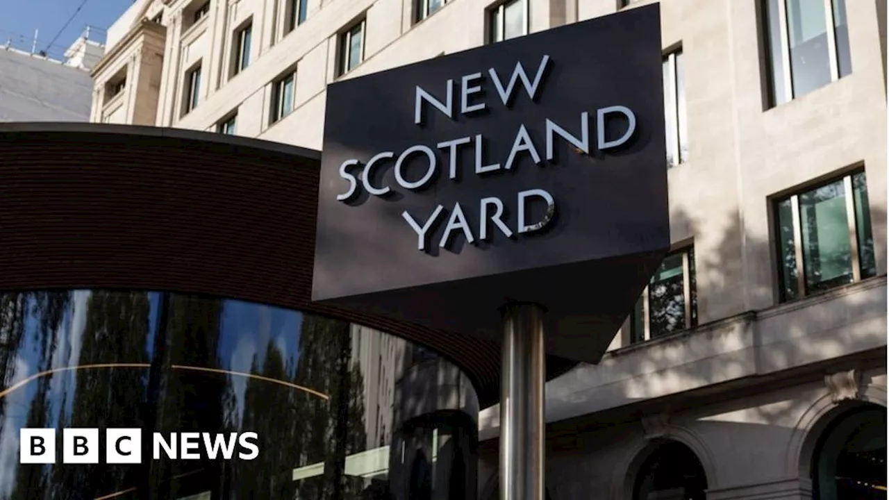 Metropolitan Police officer admits child indecency charges