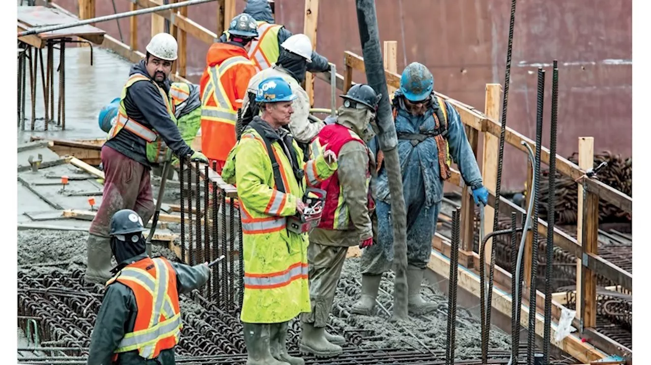 Declining Construction Productivity Hinders Canada's Housing Supply Boost