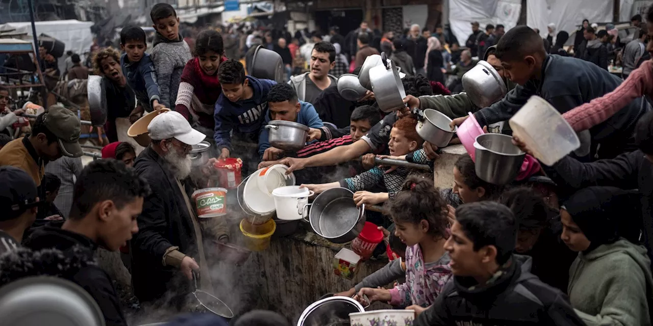 Gli Stati Uniti costruiranno un molo temporaneo per consegnare gli aiuti a Gaza