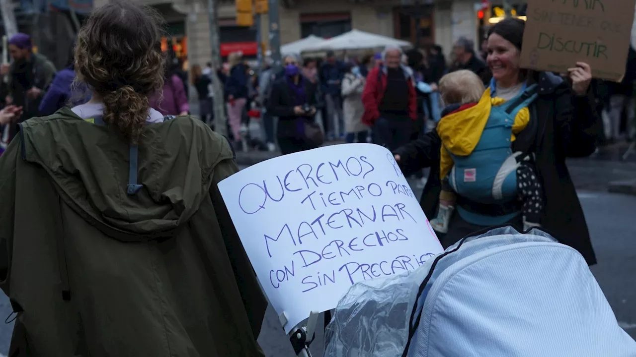 8M: las madres, ¿olvidadas por el feminismo?