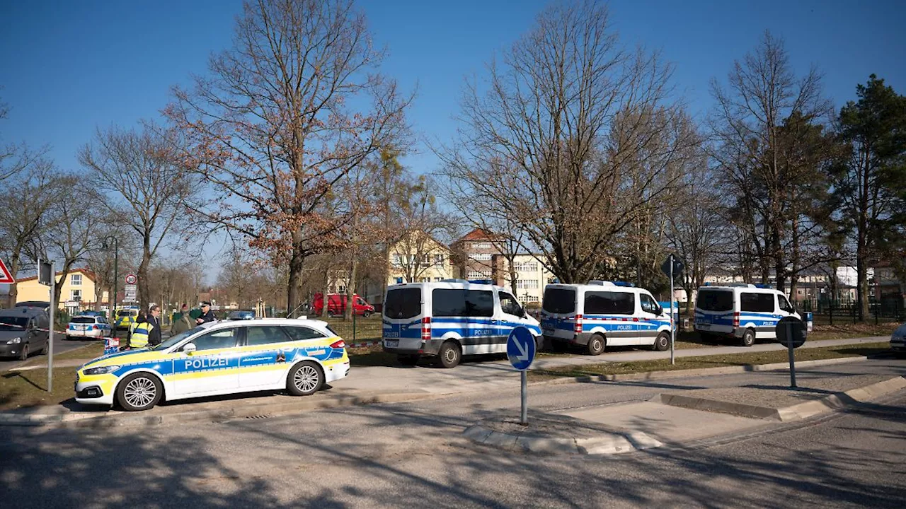 22-Jähriger bedrohte Sekretärin: Brandenburgs Minister: Amoklauf an Schule verhindert