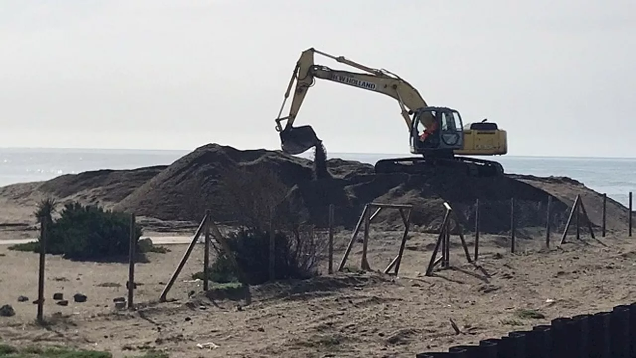 Ripascimento canale dei Pescatori: iniziati i lavori contro l’erosione della spiaggia