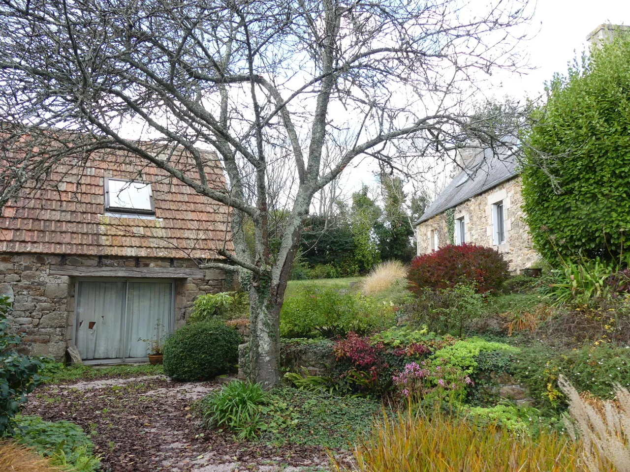 L'écrivain Kenneth White a légué sa Maison d'artistes à la commune de Trébeurden