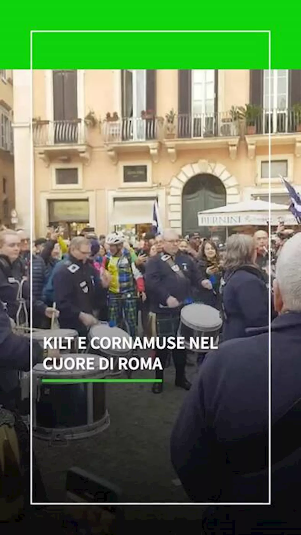 Sei Nazioni, il folklore dei tifosi scozzesi 'invade' Roma