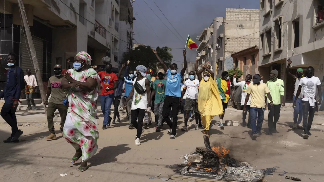 Senegal's presidential candidates kick off campaigns after violent protests over a delay of the vote