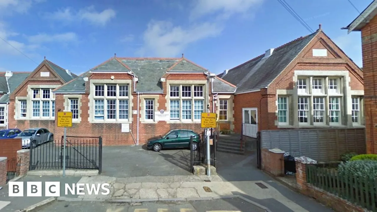 Former Isle of Wight school building to be brought back into use