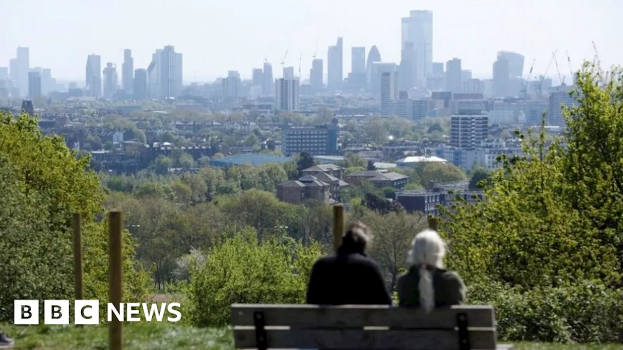 Londoners say life in capital getting worse, poll suggests