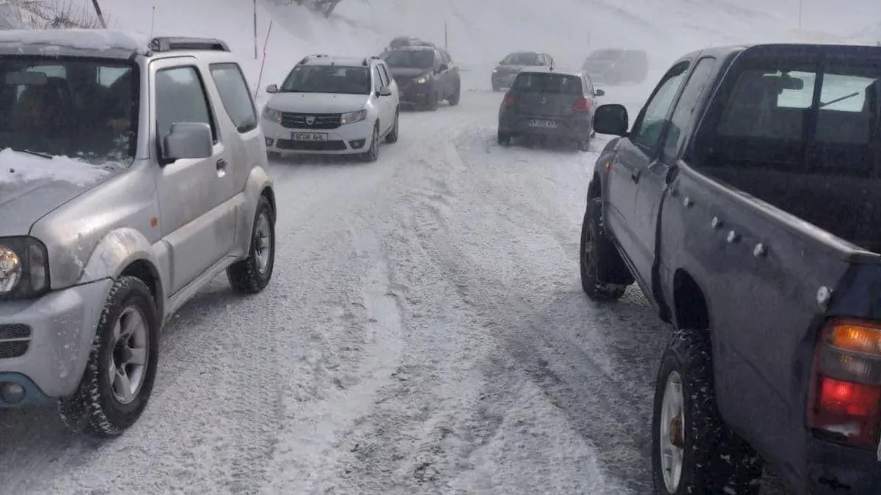 Hautes-Alpes: des conditions de circulation difficiles au col du Lautaret en raison des intempéries