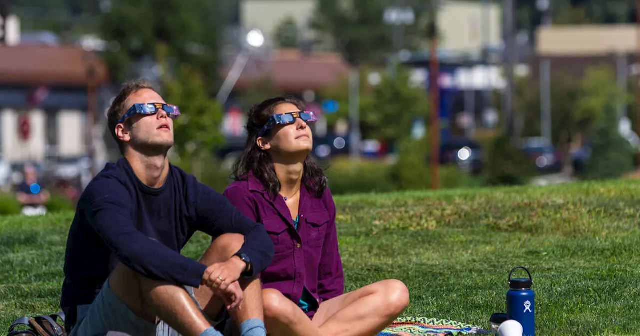 Here's how you can get free glasses in Toronto to watch the 2024 Solar Eclipse