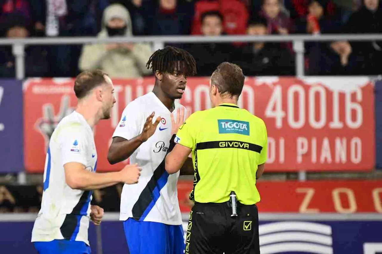 PAGELLE E TABELLINO Bologna-Inter 0-1: Bisseck è un muro, Zirkzee sprecone