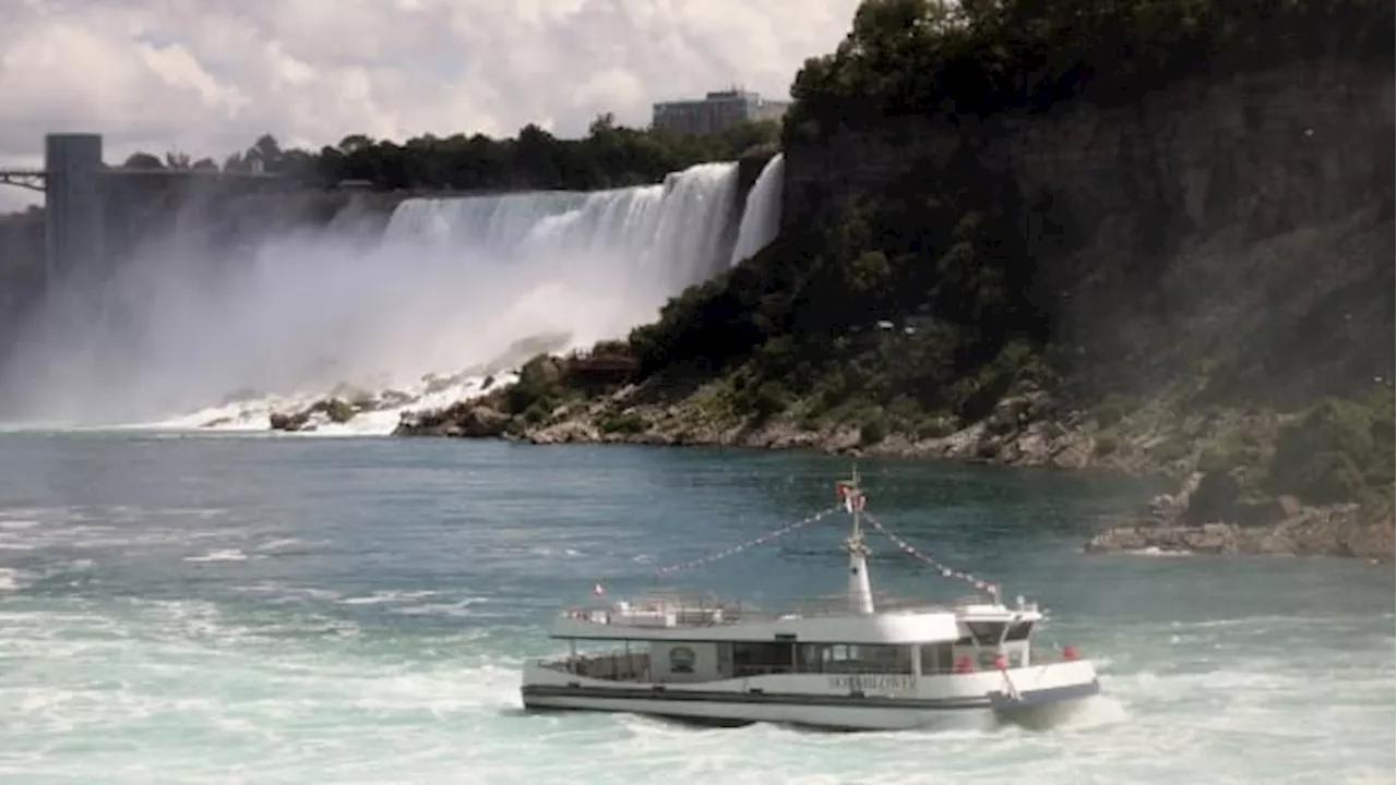 Company offering boat tours of Niagara Falls struggles under $1.2B debt, bankruptcy protection