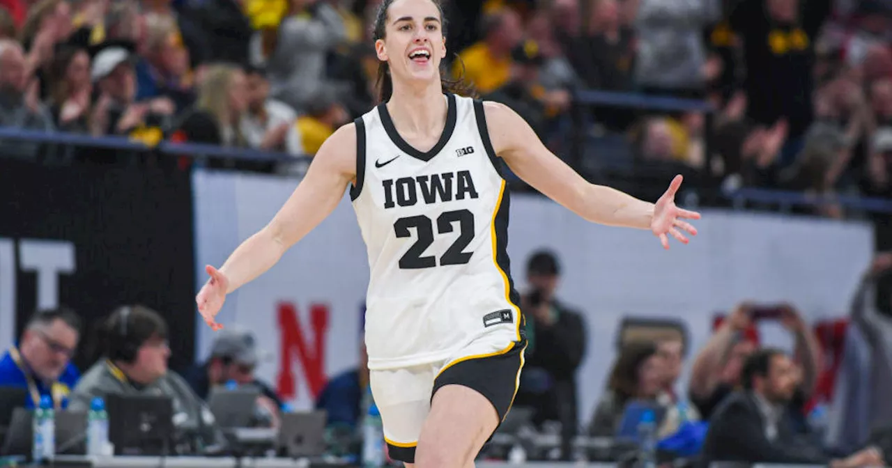 Iowa's Caitlin Clark breaks Steph Curry's NCAA record for 3-pointers in a season