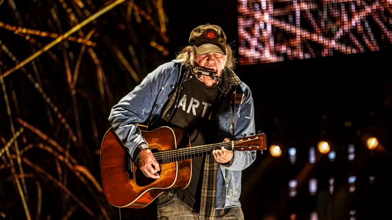 Neil Young announces North American tour, Toronto only Canadian stop