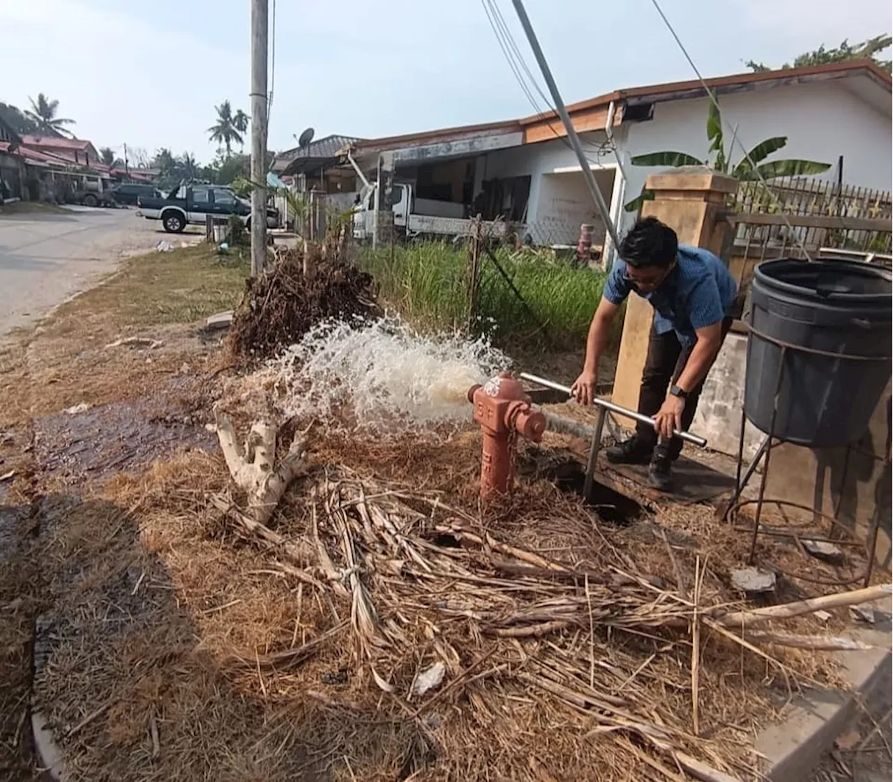 Monitoring dry taps in Manggatal, Tuaran